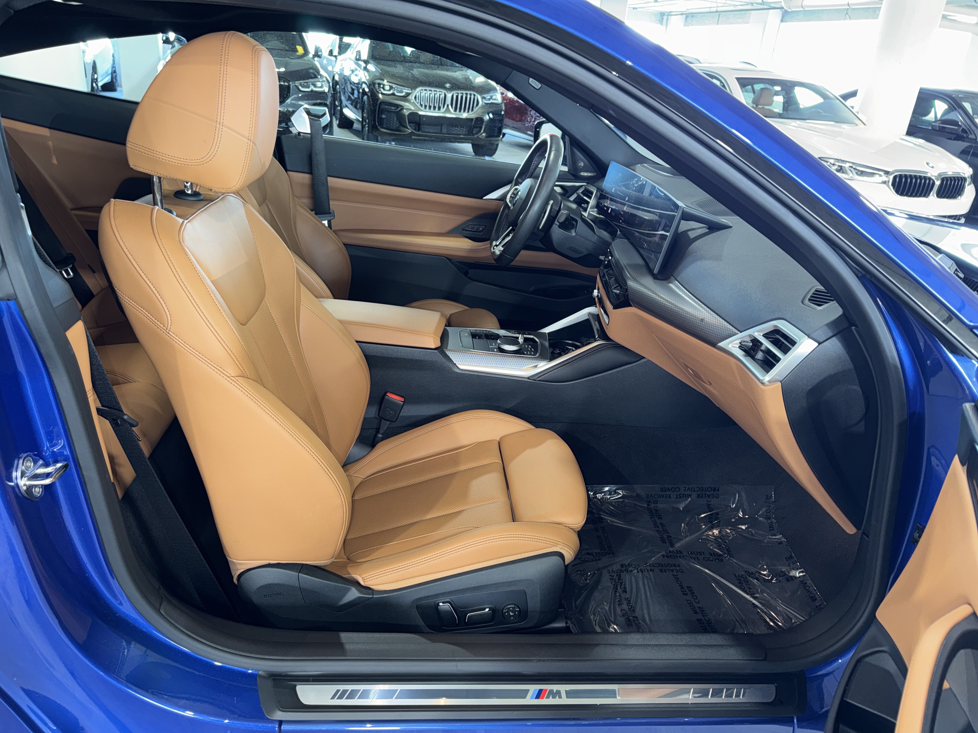 Used 2025 BMW M440i Coupe RWD image 10