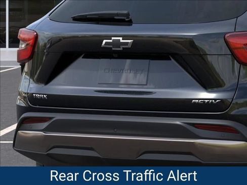 New 2026 Chevrolet Trax ACTIV w/ Driver Confidence Package FWD image 16