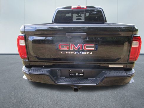 New 2026 GMC Canyon Elevation image 8