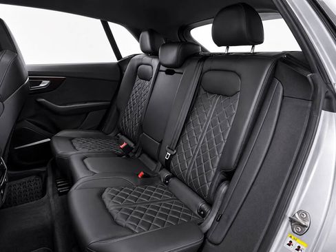 Used 2022 Audi SQ8 Premium Plus w/ Black Optic Package AWD/4WD image 14