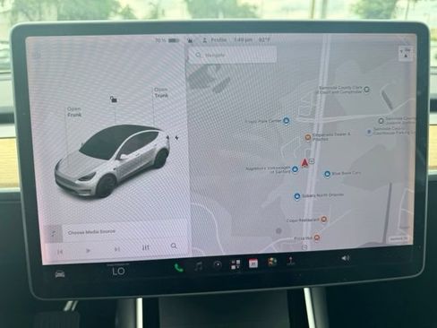 Used 2021 Tesla Model Y Long Range AWD/4WD image 18