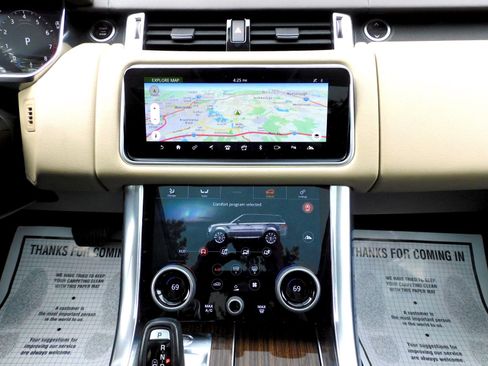 Used 2019 Land Rover Range Rover Sport HSE AWD/4WD image 11
