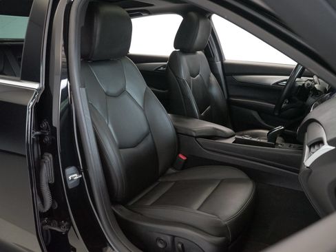 Used 2023 Cadillac CT5 Luxury w/ Sun And Sound Package RWD image 4