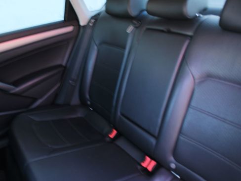 Used 2014 Volkswagen Passat 1.8T SE image 13
