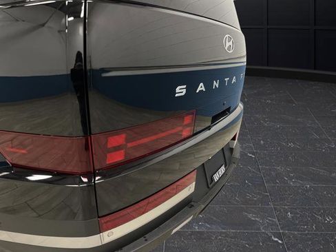 Used 2024 Hyundai Santa Fe Limited image 38