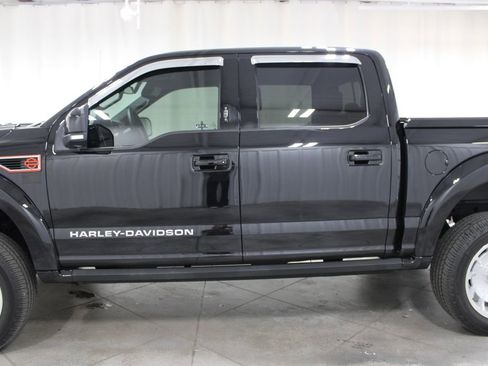 Used 2019 Ford F150 Lariat w/ Equipment Group 502A Luxury AWD/4WD image 6