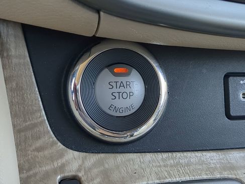 Used 2023 Nissan Murano SL image 31