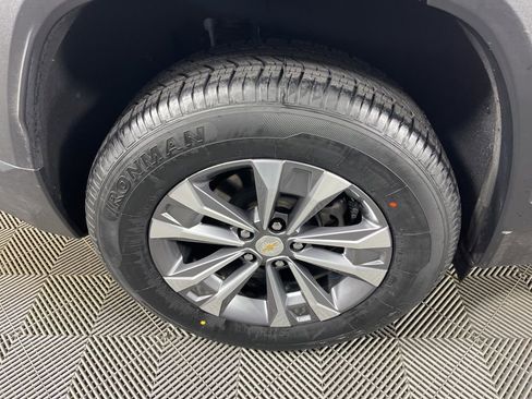 Certified 2025 Chevrolet Equinox LT image 11