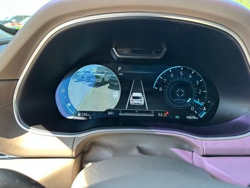 Used 2023 Genesis GV80 2.5T w/ Prestige 20" Package image 38