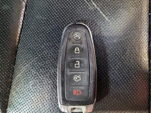 Used 2016 Ford Expedition Limited RWD image 32