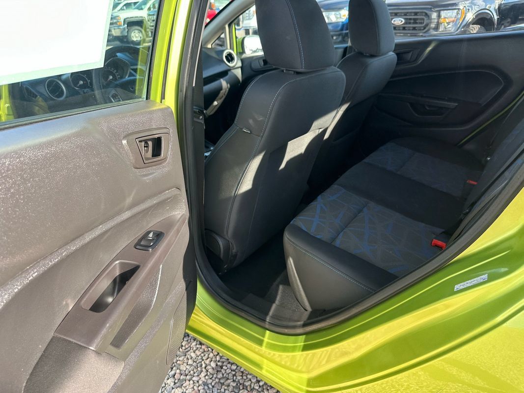 Used 2011 Ford Fiesta SE w/ 203A Rapid Spec Order Code FWD image 29