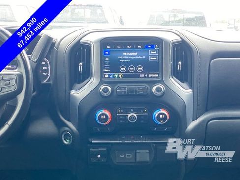 Used 2022 GMC Sierra 2500 SLE w/ SLE Value Package; image 15