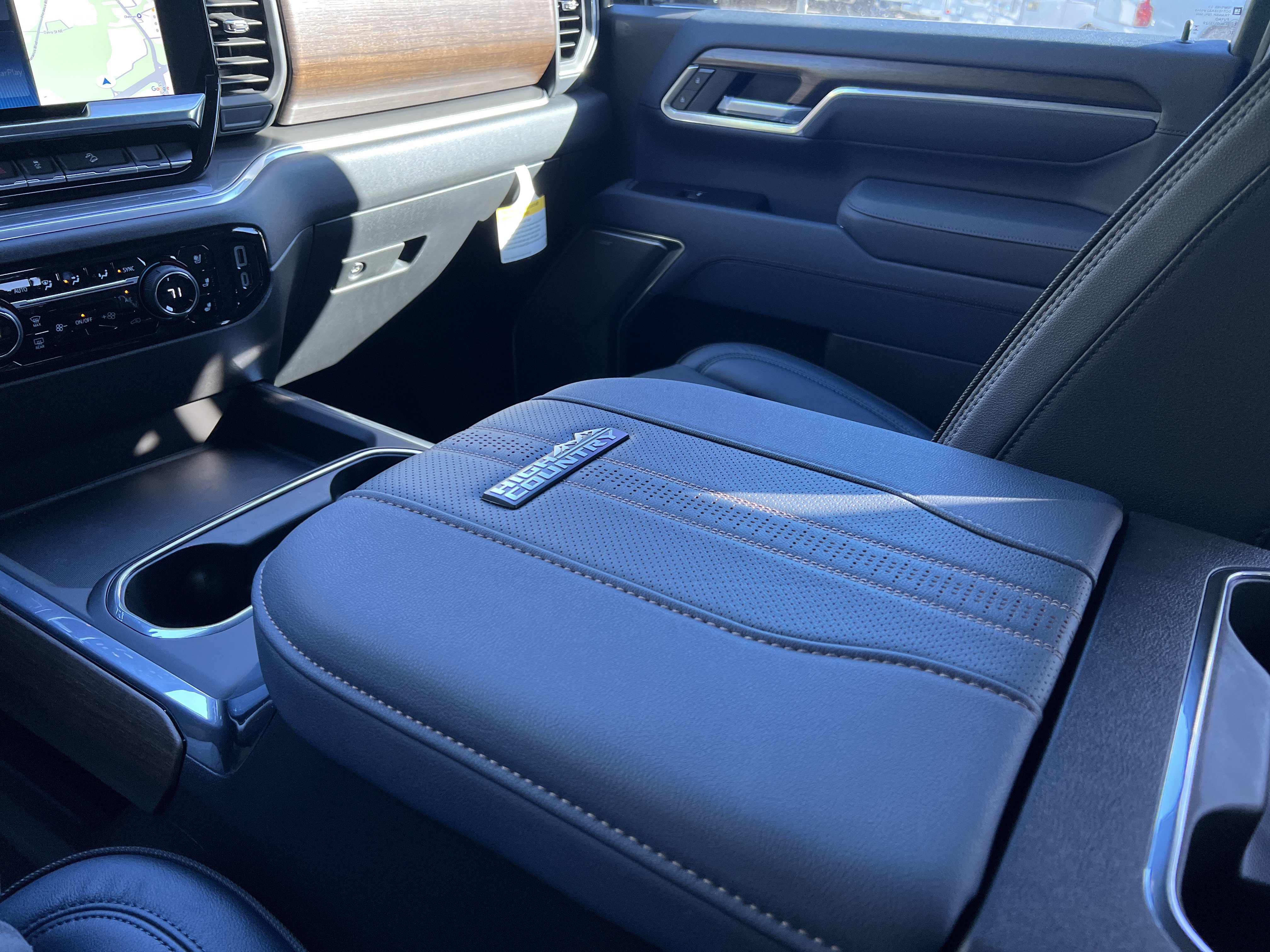 New 2026 Chevrolet Silverado 2500 High Country w/ High Country Premium Package AWD/4WD image 29