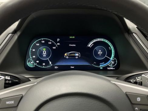 Used 2023 Hyundai Sonata Limited image 18