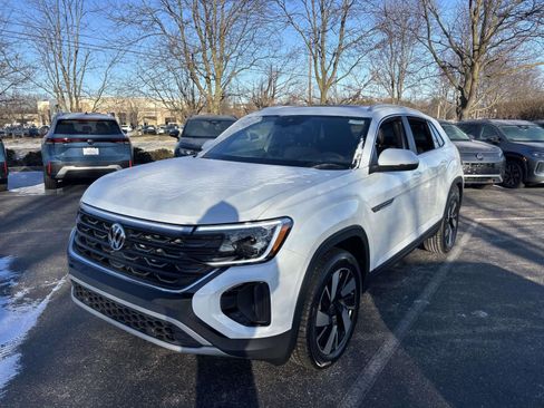 New 2026 Volkswagen Atlas Cross Sport SEL image 3