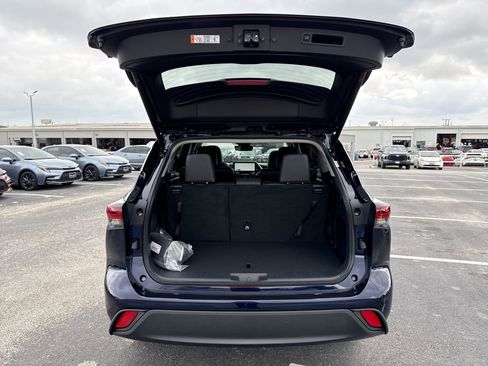 Certified 2026 Toyota Highlander XLE image 20