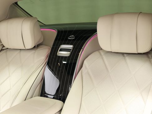 Used 2021 Mercedes-Benz Maybach S 580 S 580 4MATIC Sedan 4D image 55