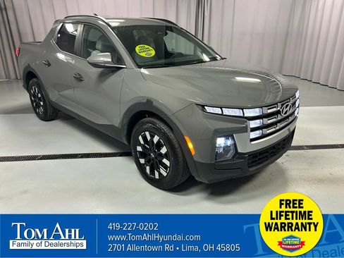Used 2025 Hyundai Santa Cruz SEL AWD/4WD image 1