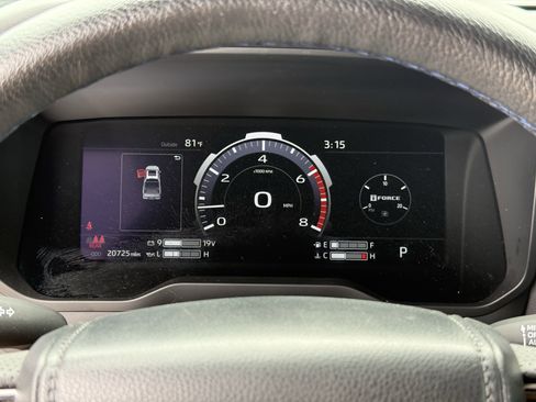 Used 2023 Toyota Tundra Platinum image 18