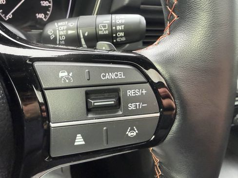 Used 2025 Honda Pilot TrailSport image 35