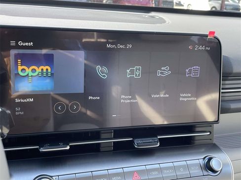 New 2026 Hyundai Kona SEL Premium image 25