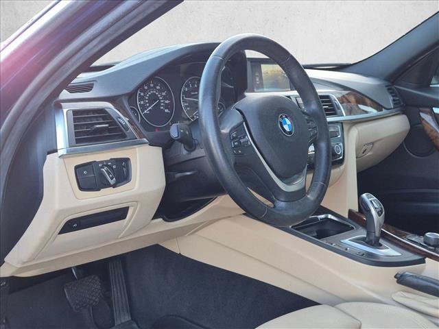 Used 2018 BMW 330i Sedan RWD image 2