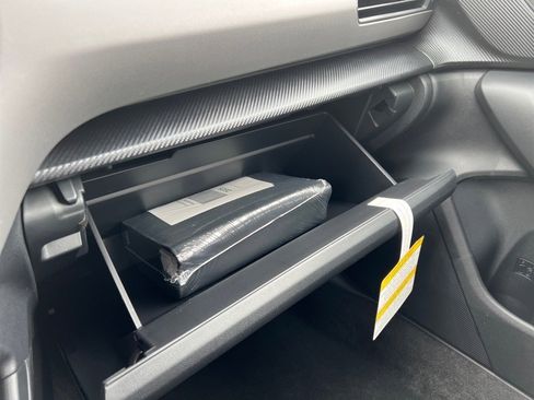 Certified 2025 Subaru Crosstrek 2.5i Sport image 27