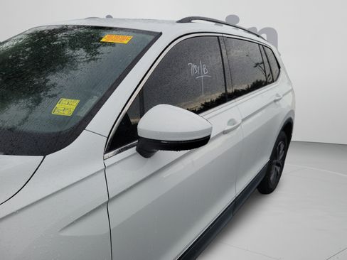Used 2020 Volkswagen Tiguan SE FWD image 10