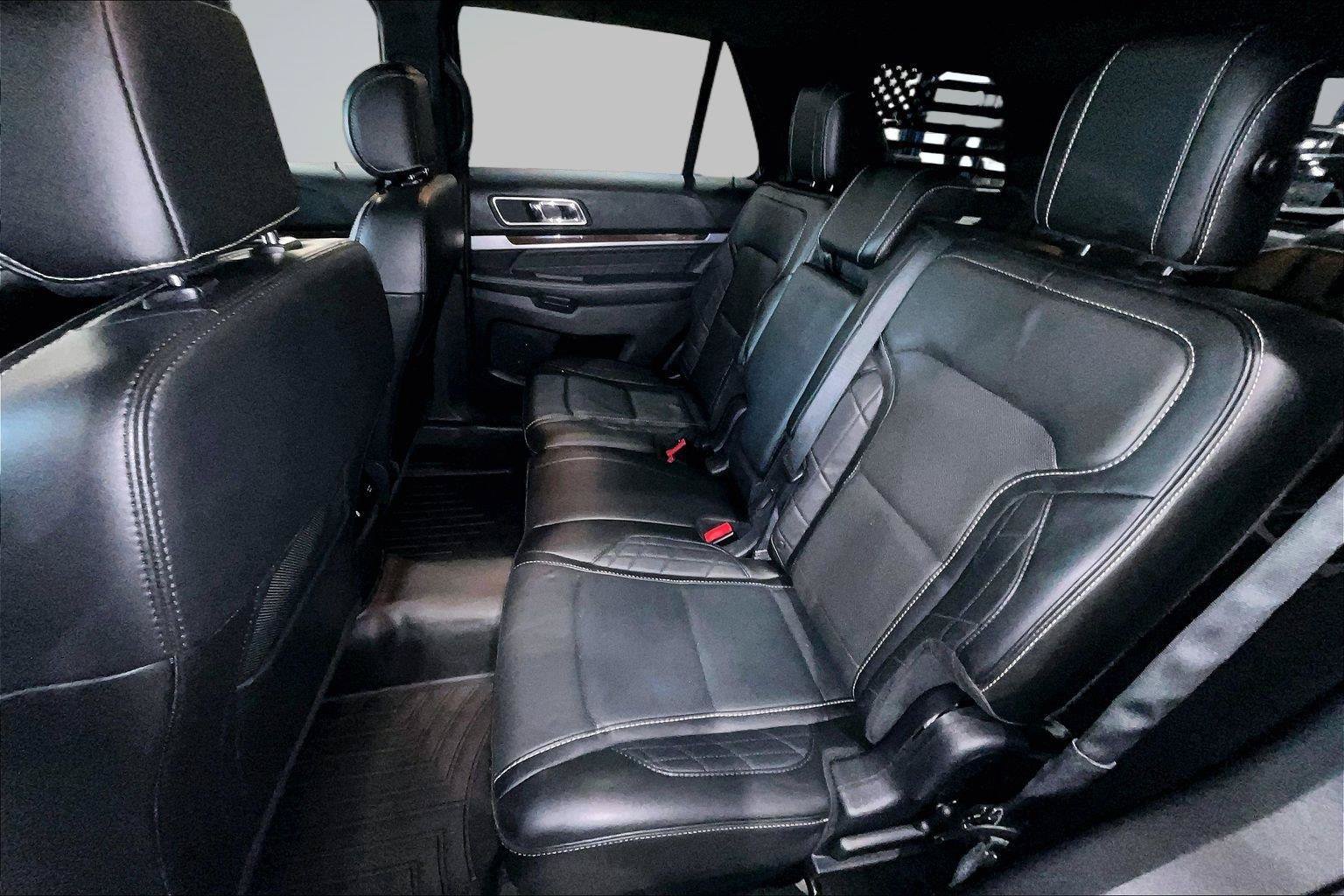 Used 2017 Ford Explorer Platinum AWD/4WD image 27