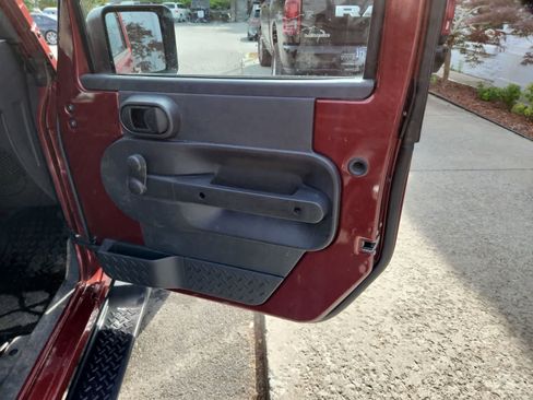 Used 2008 Jeep Wrangler Unlimited X AWD/4WD image 22