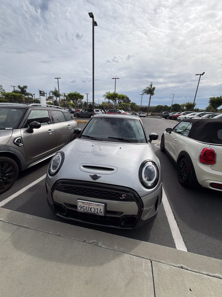 Used 2024 MINI Cooper S FWD image 1