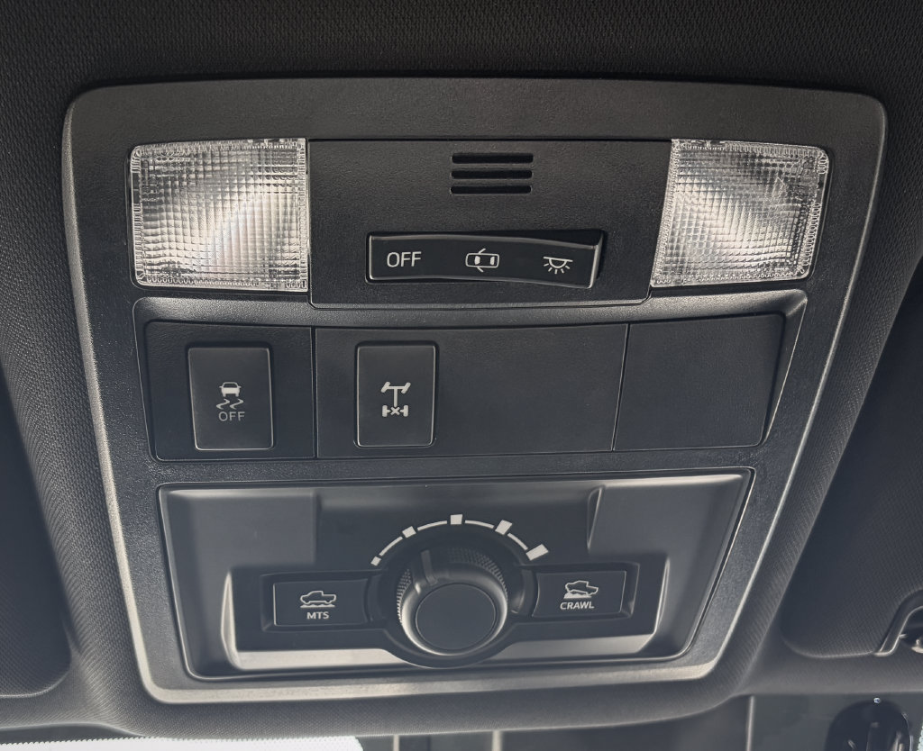 Used 2018 Toyota Tacoma TRD Off-Road AWD/4WD image 20