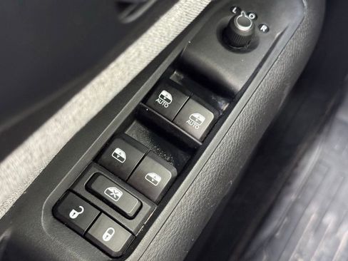 Used 2023 Jeep Compass Sport AWD/4WD image 22