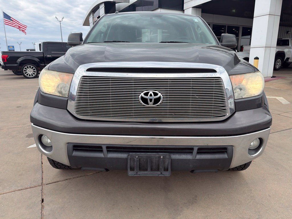 Used 2012 Toyota Tundra 4x4 CrewMax w/ Tow Pkg image 8