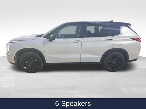 Used 2023 Mitsubishi Outlander SEL image 4
