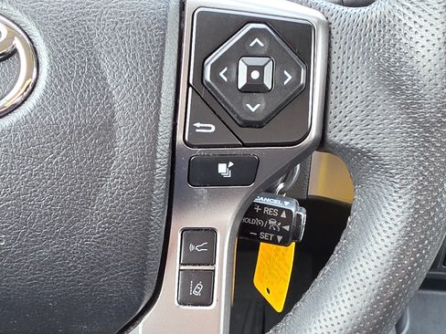 Certified 2021 Toyota Tacoma SR5 RWD image 17