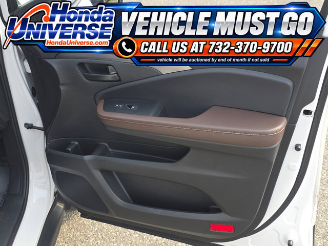 Certified 2025 Honda Passport EX-L image 12