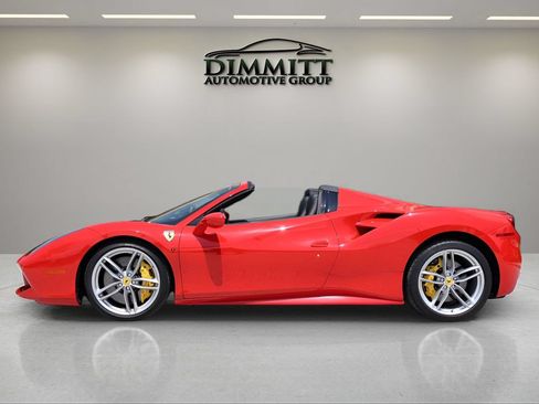 Used 2018 Ferrari 488 Spider RWD image 3