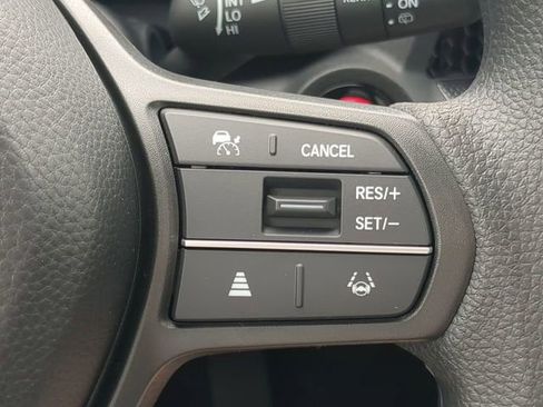 Used 2025 Honda CR-V EX image 25