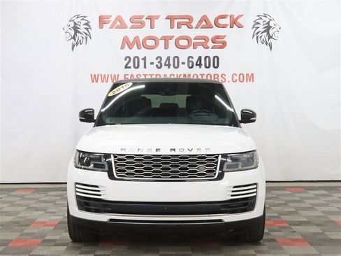 Used 2018 Land Rover Range Rover Supercharged AWD/4WD image 2