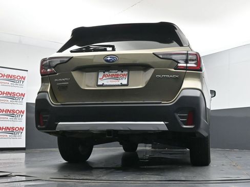 Used 2022 Subaru Outback Limited AWD/4WD image 38