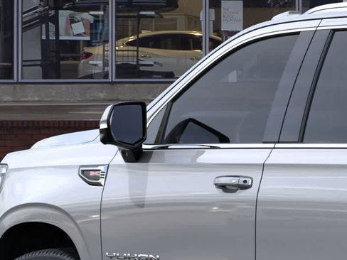 New 2026 GMC Yukon XL Elevation image 12