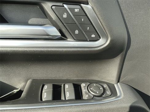 New 2026 GMC Sierra 3500 SLT image 24