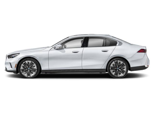 Used 2025 BMW 540i xDrive w/ Executive Package AWD/4WD image 3