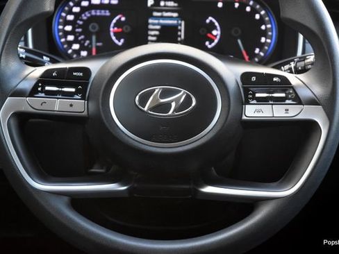 Used 2022 Hyundai Tucson SEL w/ Cargo Package image 17