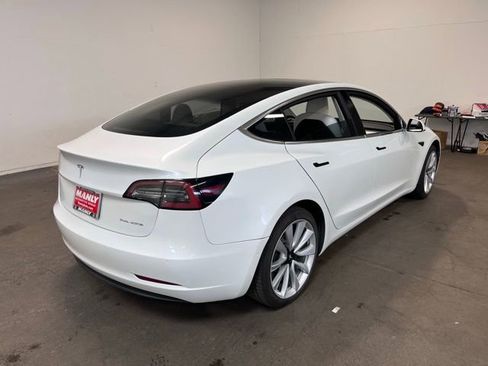 Used 2020 Tesla Model 3 Long Range image 3