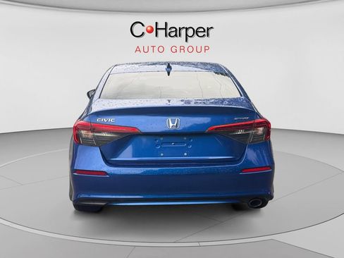 Used 2022 Honda Civic Sport image 4