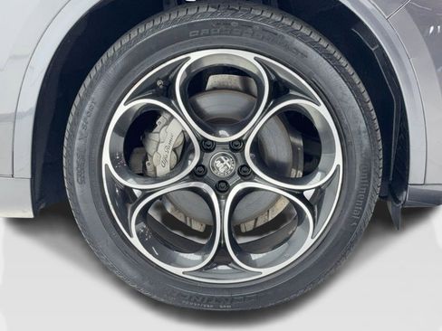 Used 2023 Alfa Romeo Stelvio Ti image 53