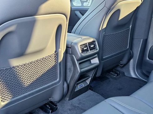 New 2026 Mercedes-Benz GLE 450 4MATIC image 25