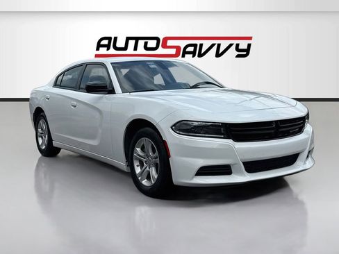 Used 2023 Dodge Charger SXT RWD image 1